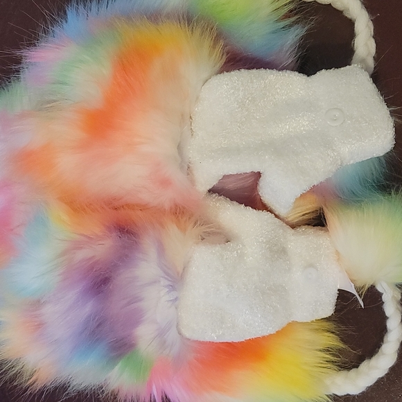 Llamacorn hat and gloves - Picture 5 of 6